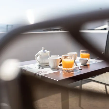 Ariadne מלון דירות