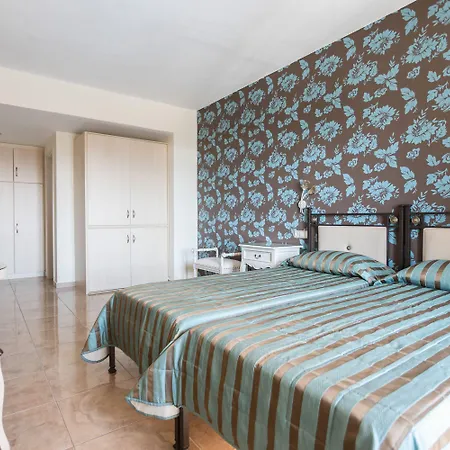 Ariadne מלון דירות איוס פרוקופיוס