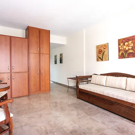 מלון דירות Ariadne