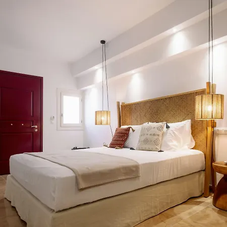 מלון דירות Ariadne 3*