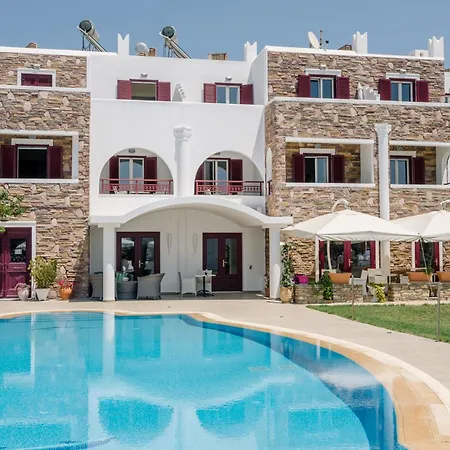 Lägenhetshotell Ariadne 3*