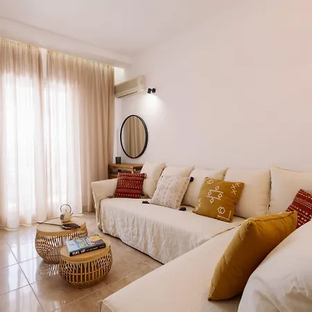 Ariadne شقة فندقية 3*