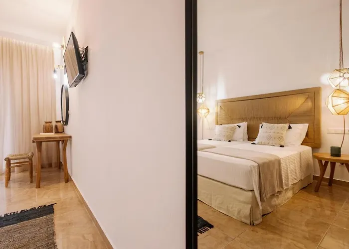 Ariadne Lägenhetshotell Agios Prokopios (Naxos)